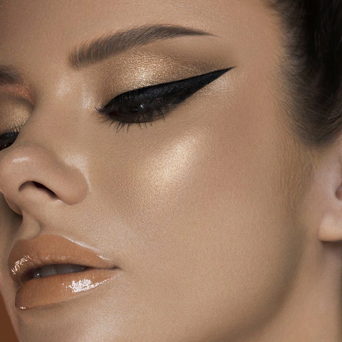 The Royalty I Loose Highlighter - Image 8